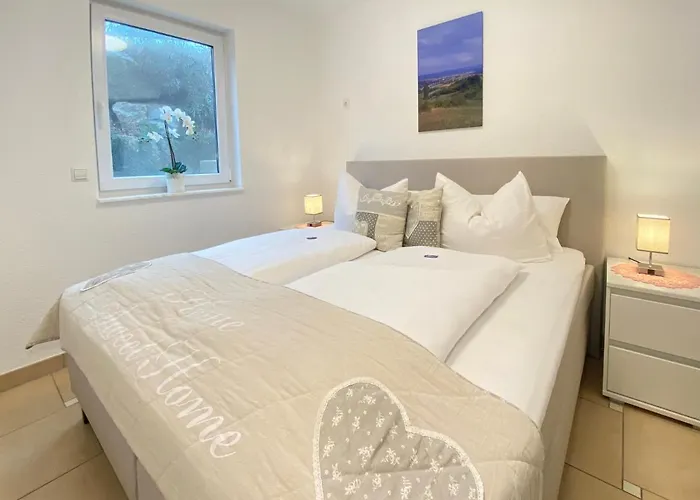 2 Apartment, 70 Qm, Max 4 Pers, Private Terasse, Parkplatz, Internet 250 Mbit