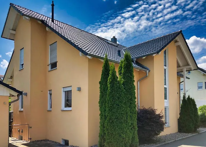 2 Apartment, 70 Qm, Max 4 Pers, Private Terasse, Parkplatz, Internet 250 Mbit * Gärtringen