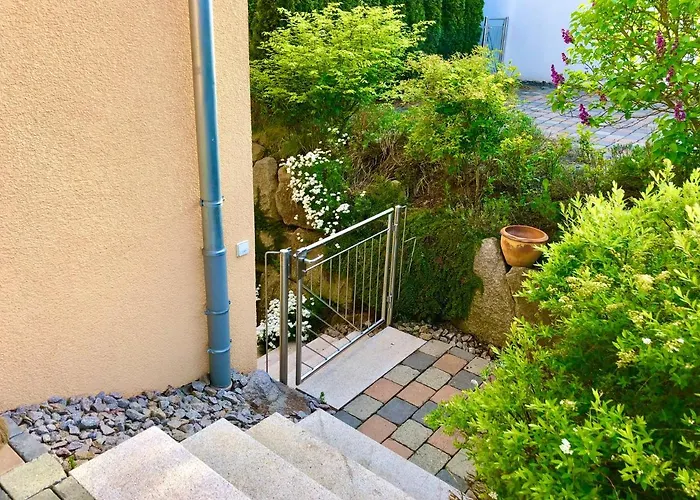 2 Apartment, 70 Qm, Max 4 Pers, Private Terasse, Parkplatz, Internet 250 Mbit