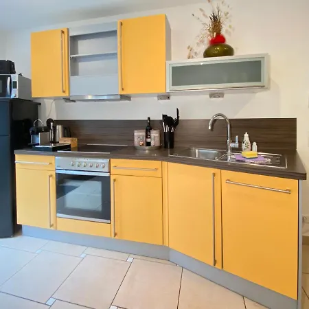 Appartement Fred In S-bahn-nähe, 70 Qm, Max 4 Pers Gärtringen
